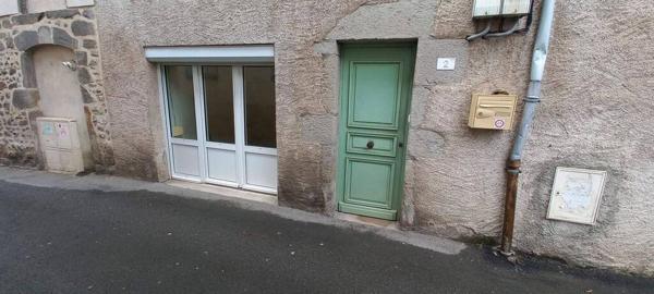 MONTBRISON - APPARTEMENT F1