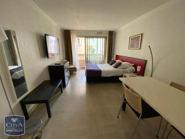 Appartement à louer 1 pièce 27.12m²