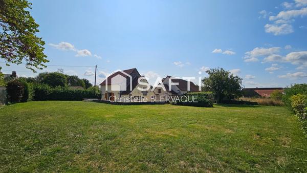 Deux maisons de vacances indépendantes sur un grand terrain, prêtes à accueillir famille, amis ou projet de gîtes