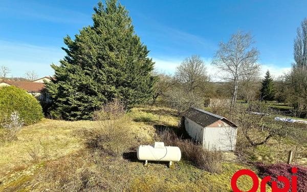 Maison à vendre    2 pièces •  Abrest