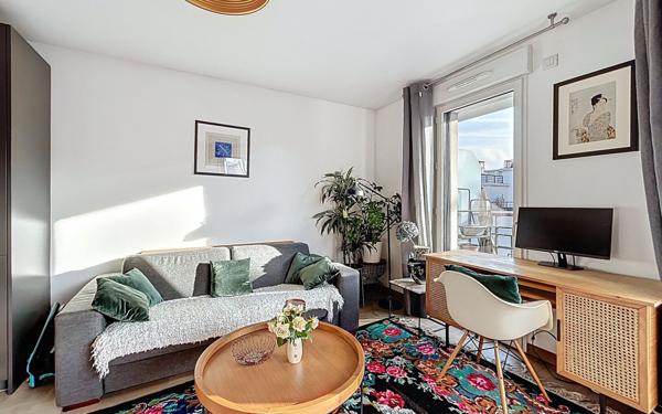 Appartement à vendre    3 pièces • 60 m2 Suresnes