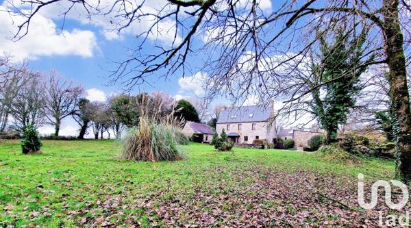 Maison de campagne 5 pièces de 176 m² à Kergrist-Moëlou (22110)