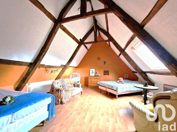 Maison de campagne 5 pièces de 176 m² à Kergrist-Moëlou (22110)