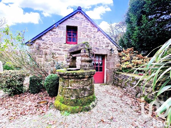 Maison de campagne 5 pièces de 176 m² à Kergrist-Moëlou (22110)