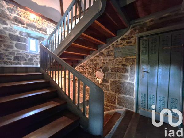 Maison de campagne 5 pièces de 176 m² à Kergrist-Moëlou (22110)