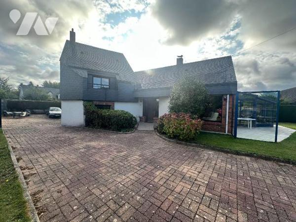 A VENDRE Maison individuelle de 1991, à BELBEUF (76520) T5 d'une surface habitable d'environ 17...