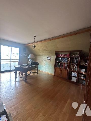 A VENDRE Maison individuelle de 1991, à BELBEUF (76520) T5 d'une surface habitable d'environ 17...