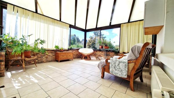 Maison de plain pied surélevée centre ville -100m2 - 3 chambres- terrain 820m2