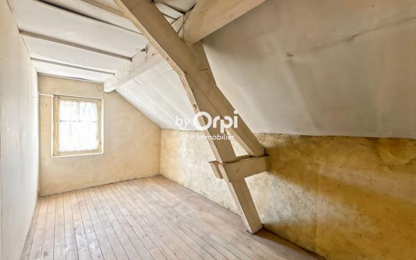 Maison à vendre    5 pièces •  Montluçon