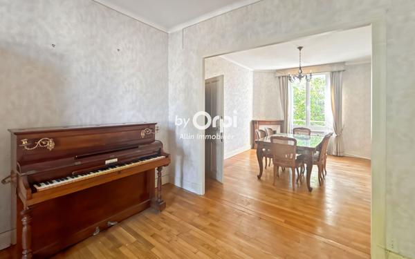 Maison à vendre    5 pièces •  Montluçon