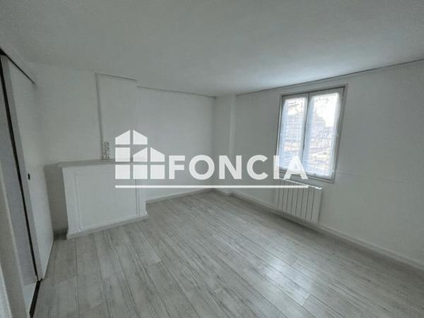 Location Maison 3 pièces 61.4 m² - 45 RUE DE LA BANQUE Beauvais 60000
