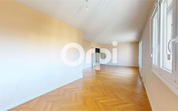 Appartement à vendre    5 pièces • 104 m2 Bron