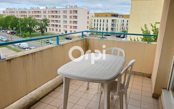 Appartement à vendre    3 pièces • 72,54 m2 Décines-Charpieu