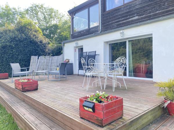 Maison
         5 pièces
        - 105 m² 295 000 € *