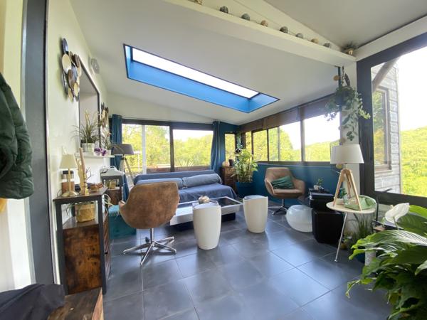 Maison
         5 pièces
        - 105 m² 295 000 € *