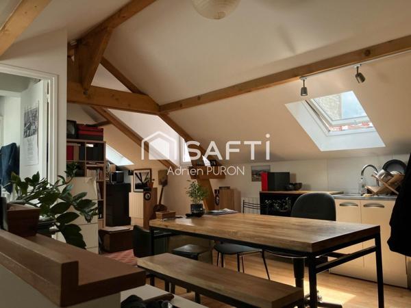 Loft cosy sous mansardes à Pantin