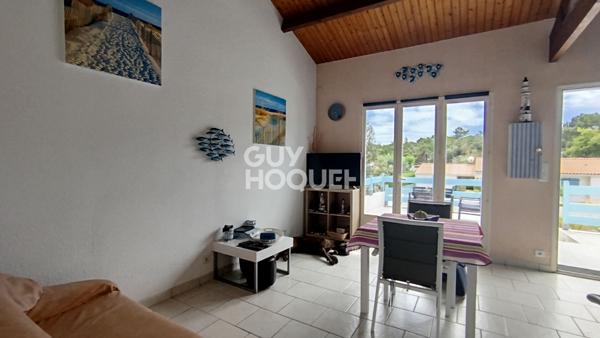 Maison à vendre à LA PALMYRE ((17570) - plain pied, 2 chambres, proche mer