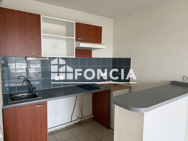 Location Appartement 2 pièces 36.08 m² - 5 RUE BERNARD DE CLAIRVAUX Pau 64000