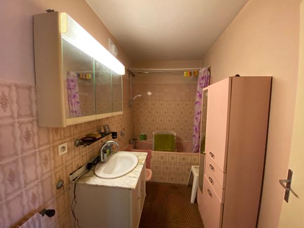 Appartement - 5 pièces - 96 m²