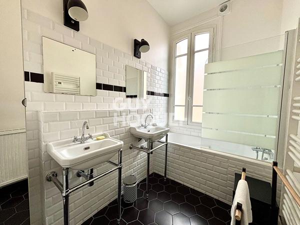 Maison Normande à vendre à Trouville-sur-Mer - Un coin de paradis à deux pas de la mer !