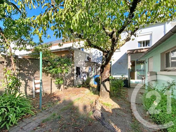 Maison à vendre  4 pièces - 74,63 m 2   ST NAZAIRE  - 44