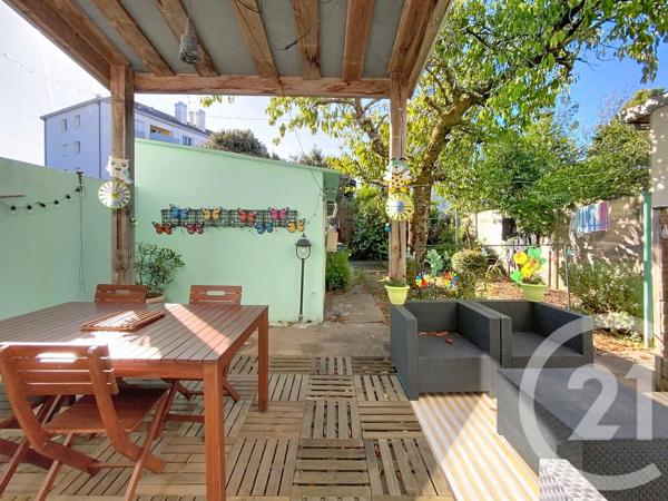 Maison à vendre  4 pièces - 74,63 m 2   ST NAZAIRE  - 44