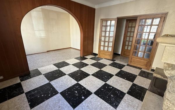 Vente Maison de village Avec cour et garage Olonzac   