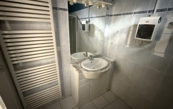 Vente Maison de village Avec cour et garage Olonzac   