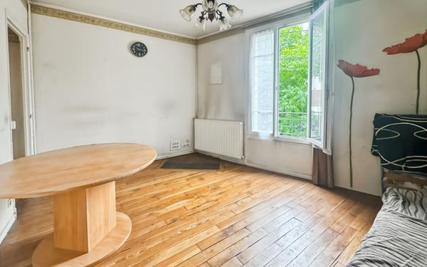 Appartement à vendre    2 pièces • 31,78 m2 Saint-Denis