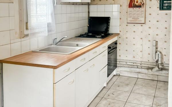 Appartement à vendre    2 pièces • 31,78 m2 Saint-Denis