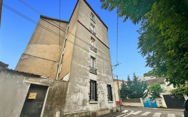 Appartement à vendre    2 pièces • 31,78 m2 Saint-Denis