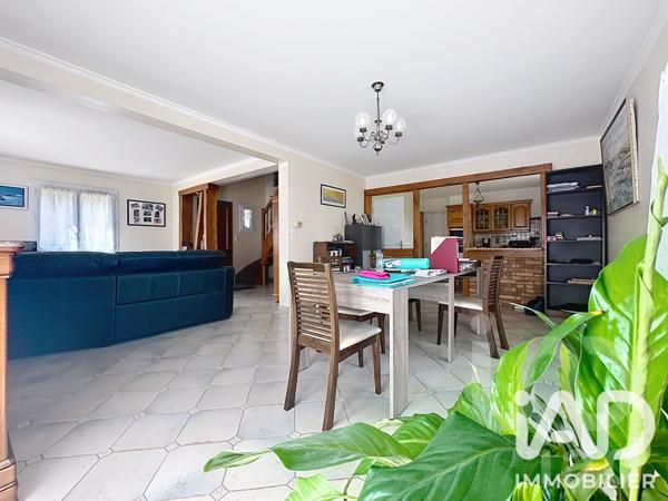 Maison à vendre 7 pièces 131 m² Cesson
