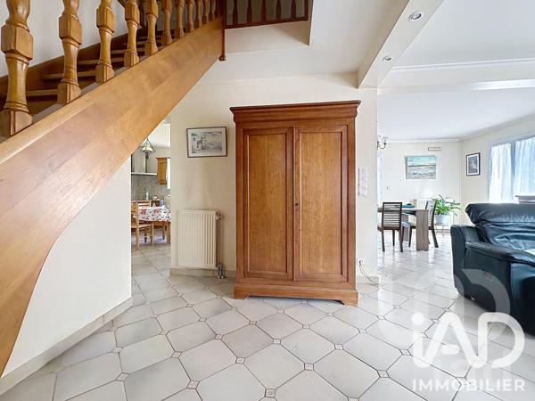 Maison à vendre 7 pièces 131 m² Cesson
