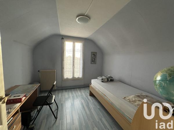 Maison 5 pièces de 95 m² à Villeneuve-Saint-Georges (94190)