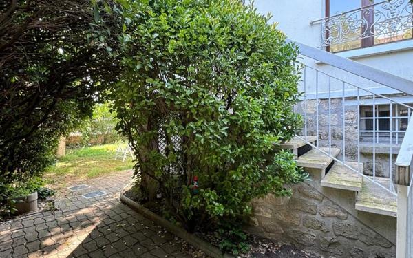 Maison à vendre    5 pièces • 123,96 m2 Joinville-le-Pont