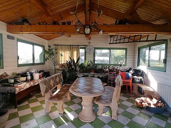 ANCIENNE MAISON DE MAITRE AVEC APPARTEMENTS ET DEPENDANCES EN EXCLUSIVITE