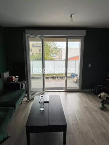 Appartement à CENON, 33150 - 2 pièces 40m²