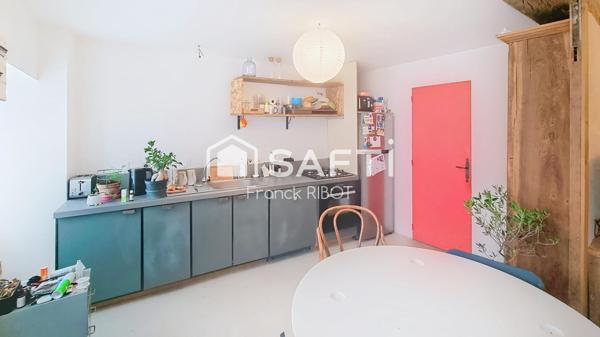 Maison de village de 65m2 avec cour et grange