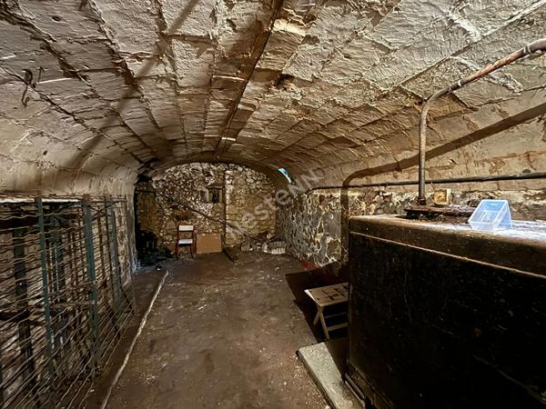 Immeuble de rapport au coeur du Lude ? Une opportunité d'investissement rare