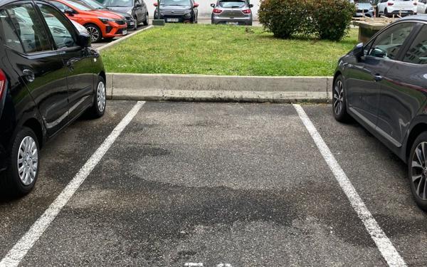 Stationnement à louer    Lyon 3