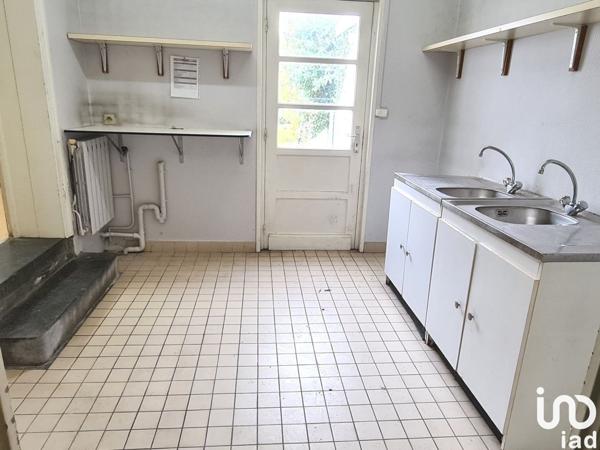 Maison 10 pièces de 200 m² à Orchies (59310)