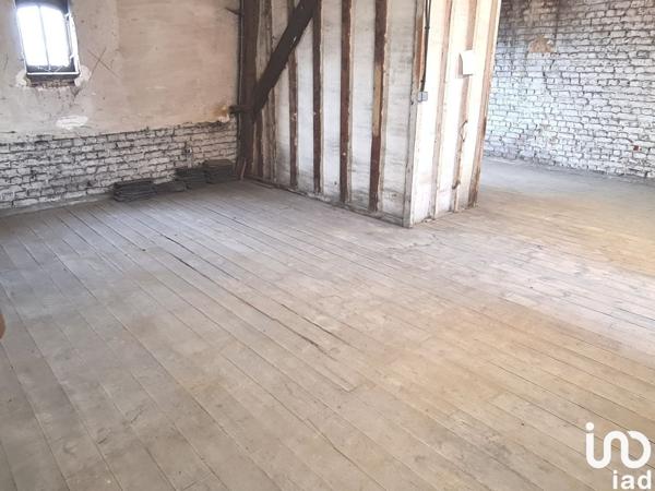 Maison 10 pièces de 200 m² à Orchies (59310)