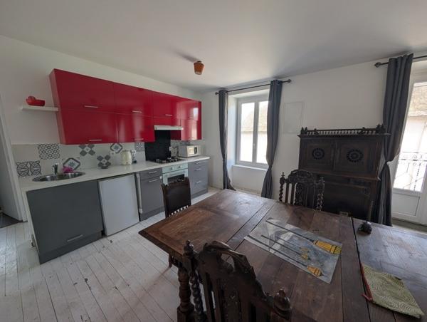 Maison 79 000 € Chamberet 3 p 74 m² DPE