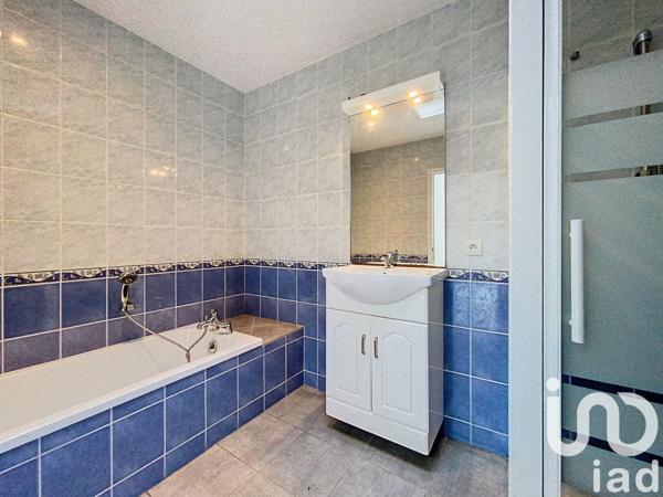 Maison à vendre 4 pièces 122 m² Saint-Père-Marc-en-Poulet