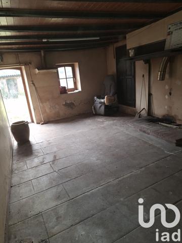 Maison de village 3 pièces de 80 m² à Asnières-sur-Blour (86430)