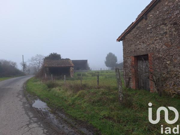 Maison de village 3 pièces de 80 m² à Asnières-sur-Blour (86430)