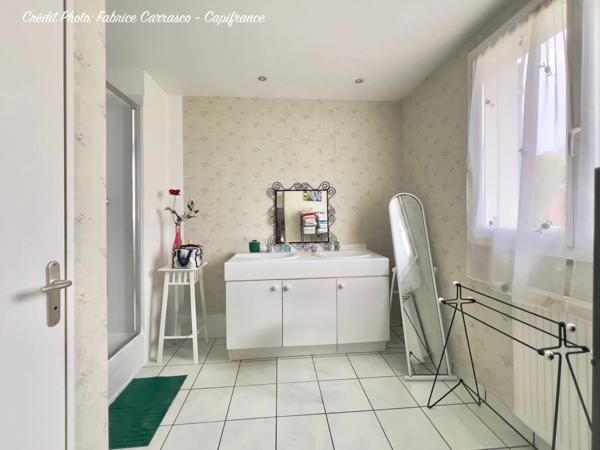 SAINT BEAUZIRE (63) Ajustement de prix: Maison P6 avec suite parentale, 4 chambres, garage, terrasse et jardin clos