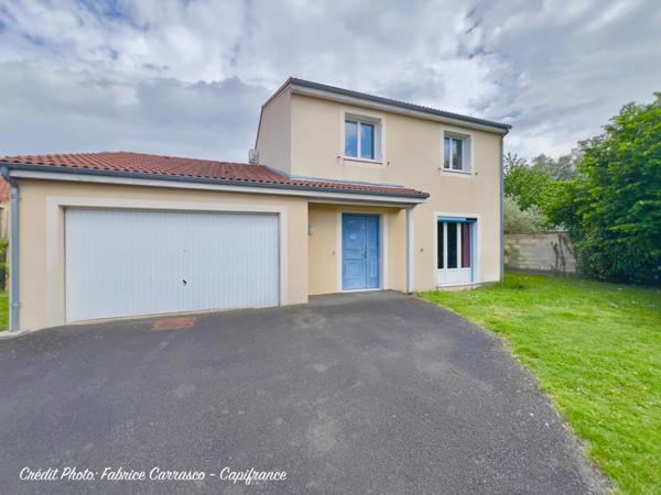 SAINT BEAUZIRE (63) Ajustement de prix: Maison P6 avec suite parentale, 4 chambres, garage, terrasse et jardin clos