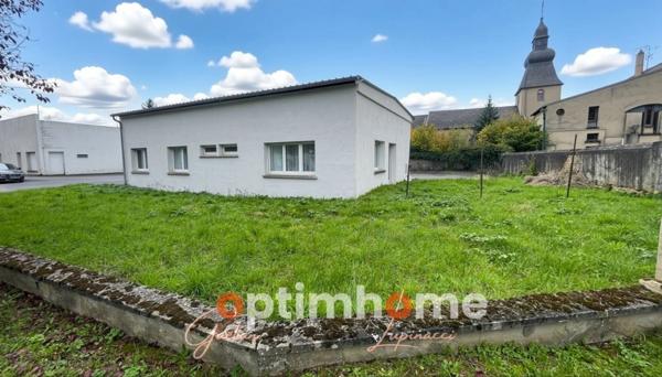 Pour investisseur locatif ou promoteur _ Ensemble immobilier locatif comprenant terrain constructible, Maison et locaux – Bertrange