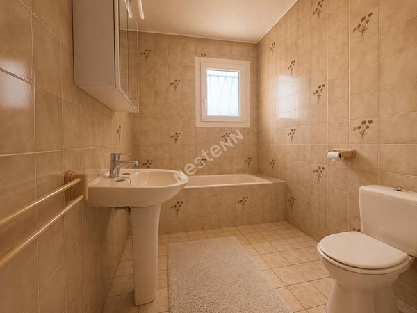 Maison Familiale de 115 m² - Calme et Sérénité à Blanzy (71450), 5 pièce(s) 115 m2